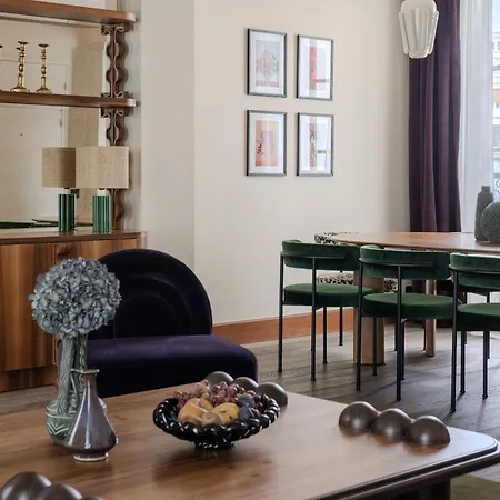 1.75 La Treve Hotel Parijs